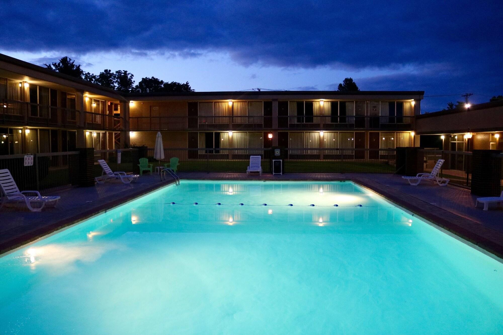 River Rock Hotel 芒廷霍姆 外观 照片