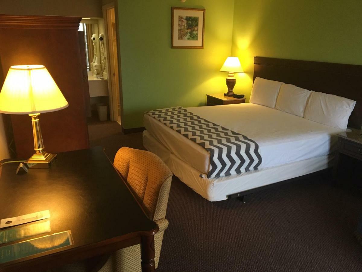 River Rock Hotel 芒廷霍姆 外观 照片